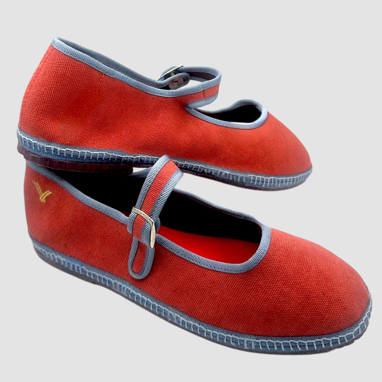 Classic Merceditas Sofia Red/Vivo Blue