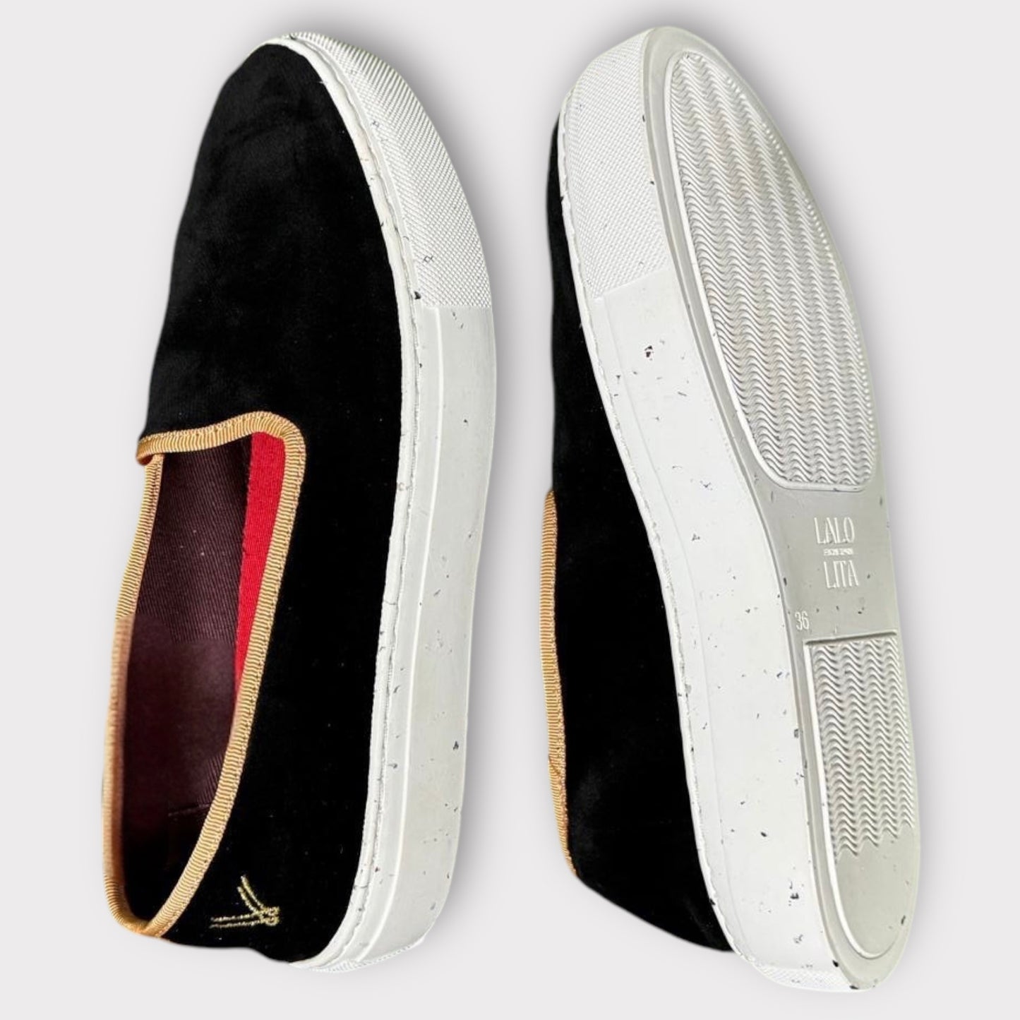 Slip-On Black/ Vivo Sand